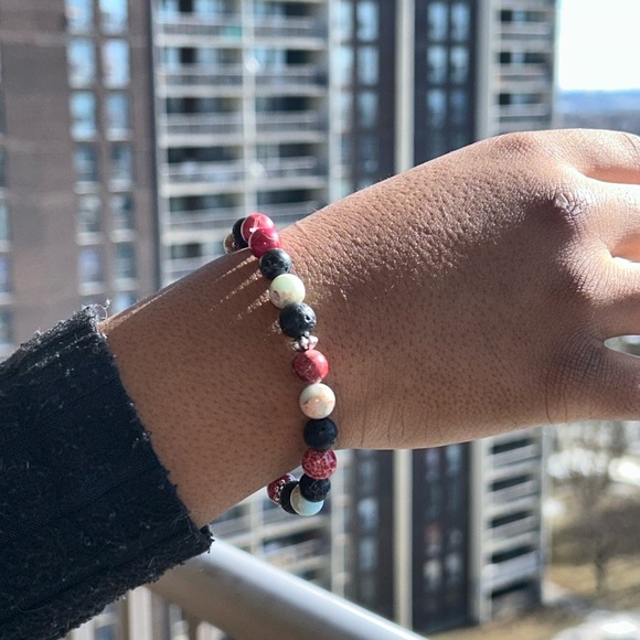 Lava & Agate Healing Bracelet set– Strength, Balance & Energy - Picture 2 of 5